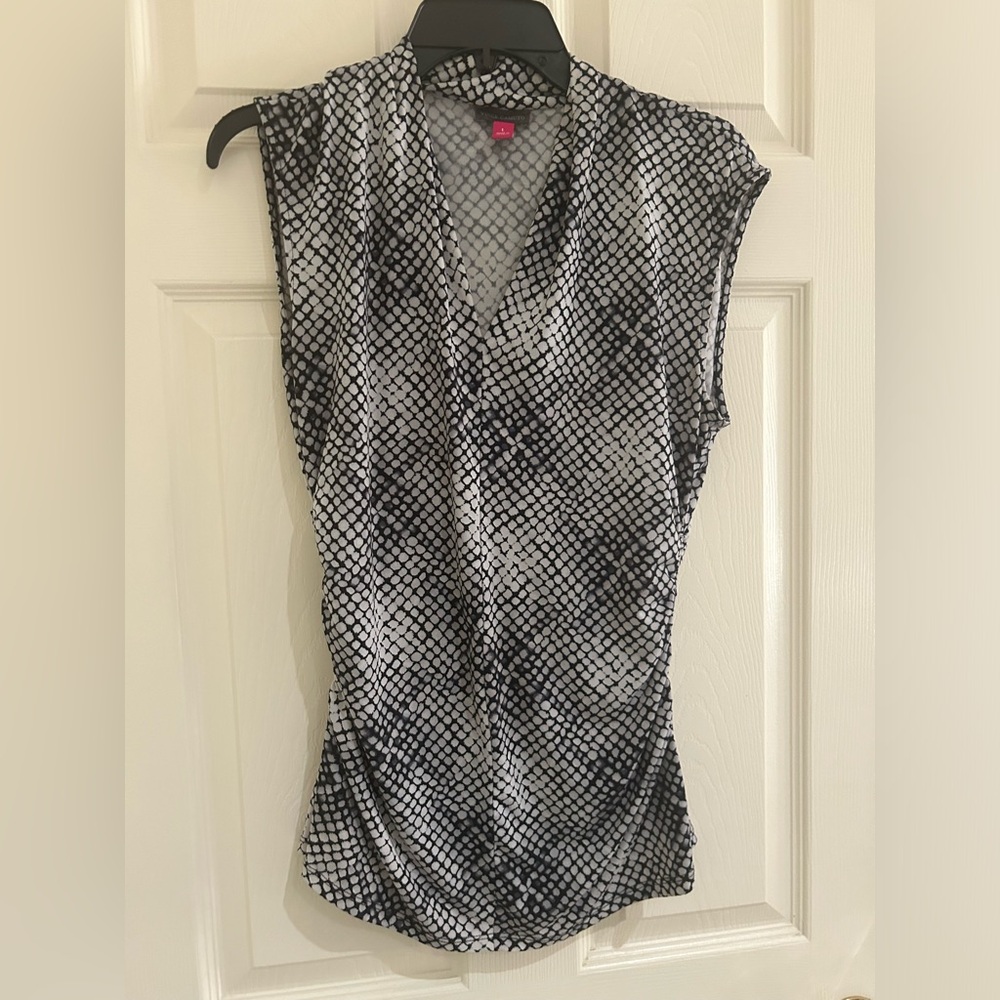 VINCE CAMUTO TOP
3 for $20